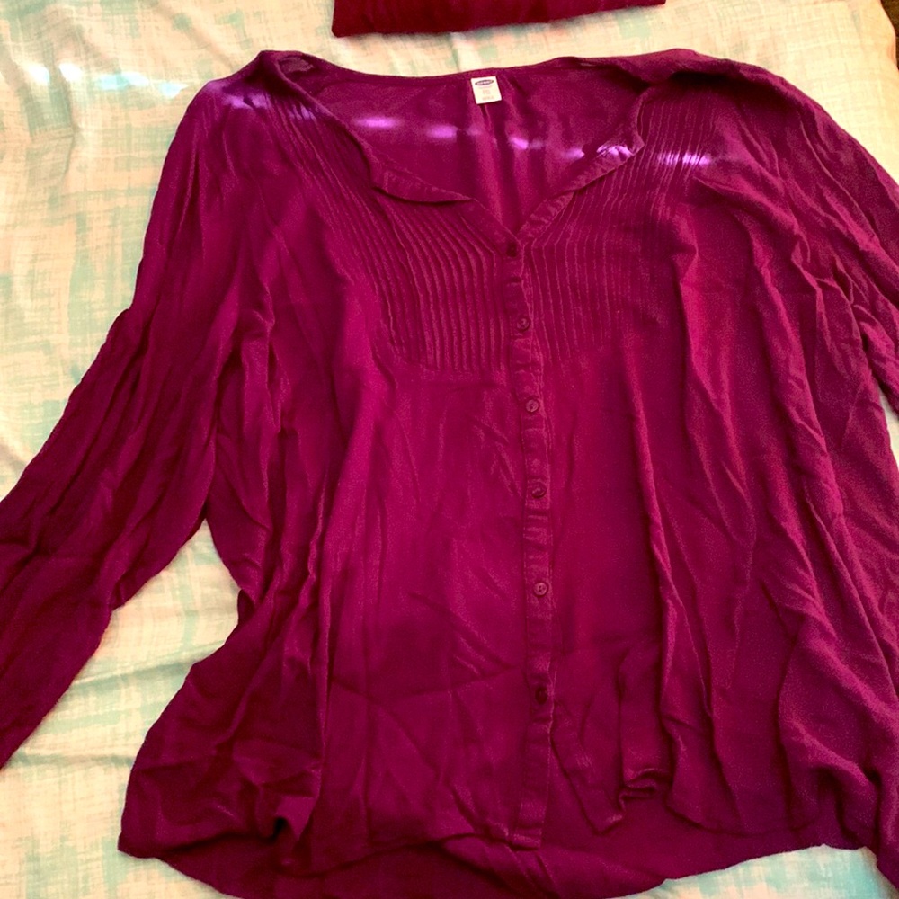 Old navy 2x blouse. Never worn